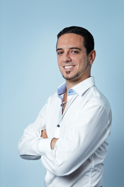 Alejandro Berto secretario